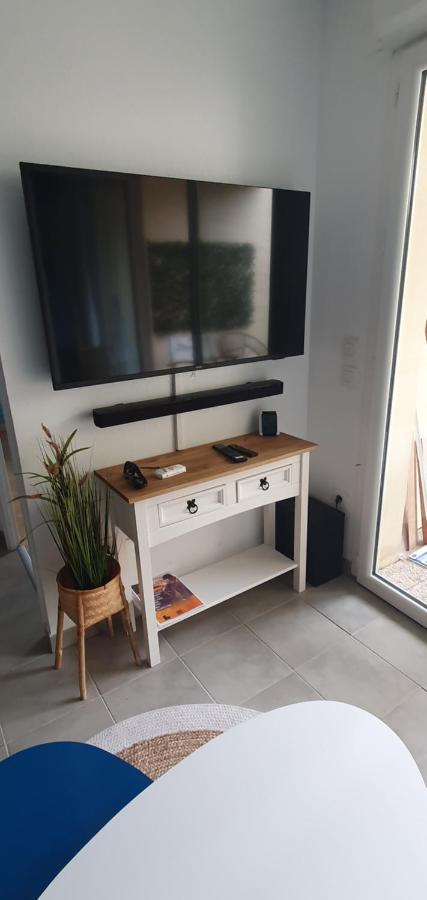 Centre De Apartment